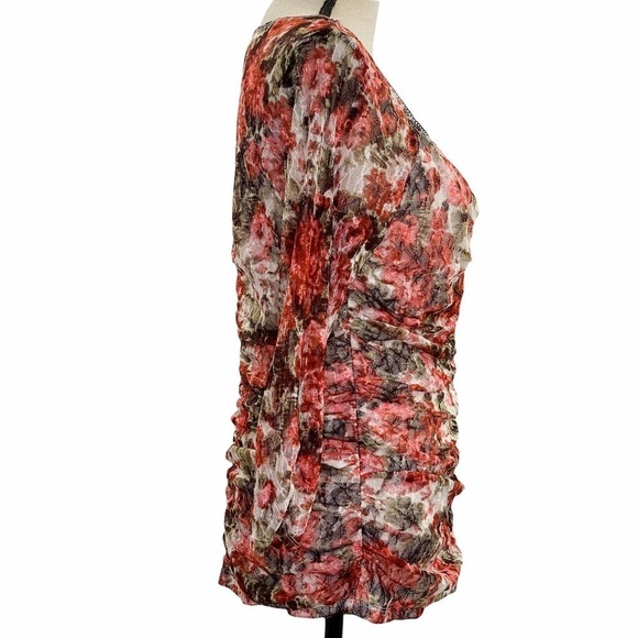 Agb Long Sleeve Printed Sweetheart Neckline Blouse - Picture 4 of 12